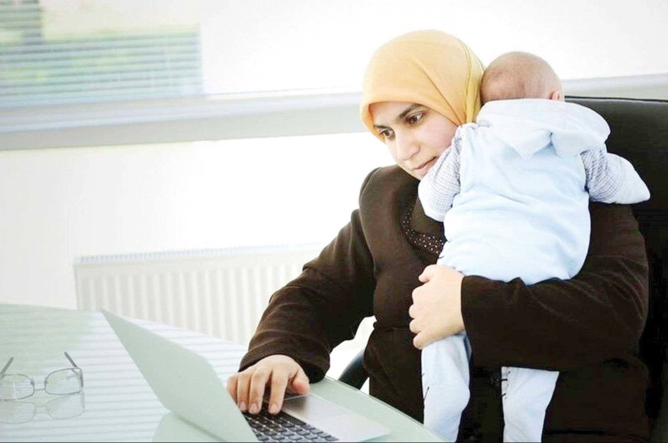زنان شاغل به جای حمایت، تنبیه می‌شوند