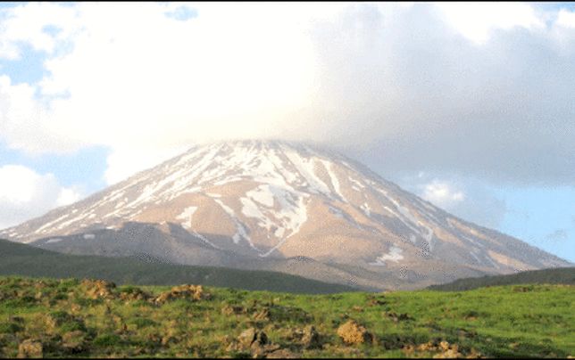 امکان پیش‌بینی فعالیت آتشفشان دماوند