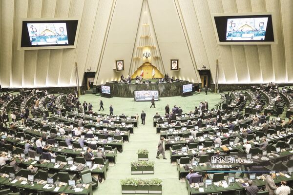 مجلس، چگونگی انتقال حق بیمه بازنشستگی بین صندوق‌ها را تصویب کرد