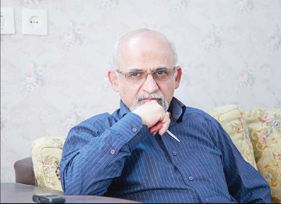 
نمی‌توانیم با شاخ و شانه کشیدن مانع اجرای مکانیسم ماشه شویم