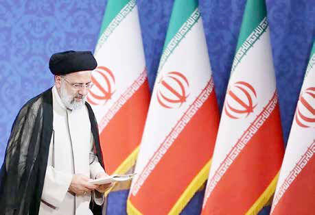 
از شعار   و آرمان‌گرایی تا واقعیت
