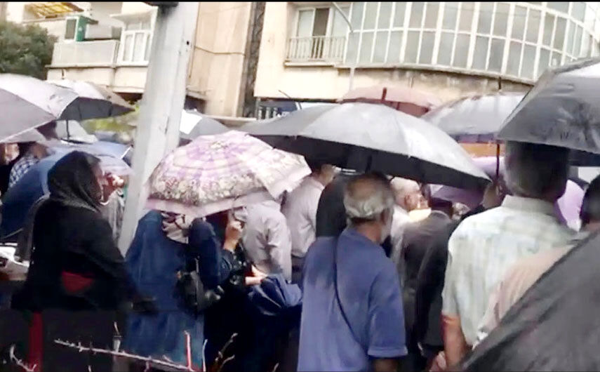 تجمع فرهنگیان بازنشسته 

مقابل نهاد ریاست جمهوری