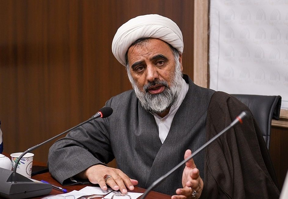 شکر وجود رهبر انقلاب را

کسی نمی‌تواند ادا کند
