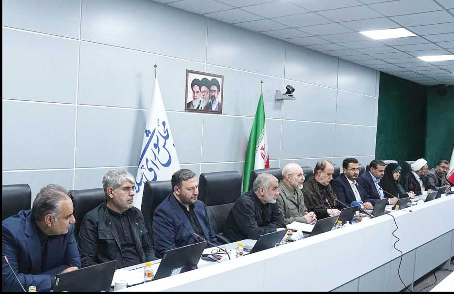 
 قالیباف خطاب به تندرو‌ها چه گفت؟