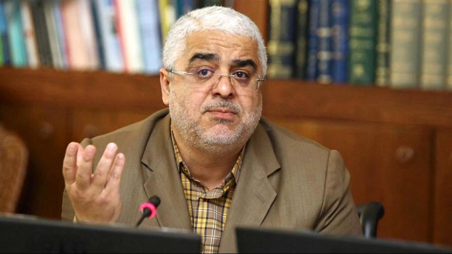 نمایندگان مجلس یازدهم حرمت کلمه «انقلابی» را حفظ کنند
