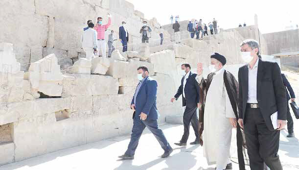 
یک سفر استانی پرحاشیه