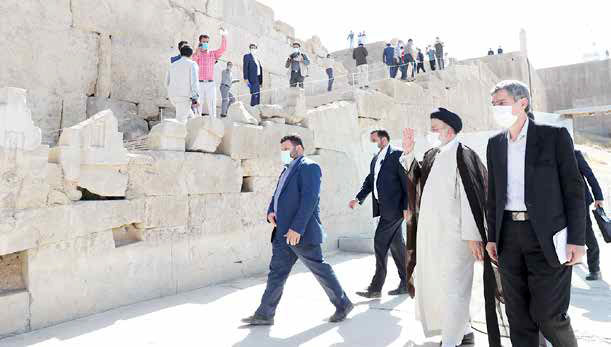 
یک سفر استانی پرحاشیه