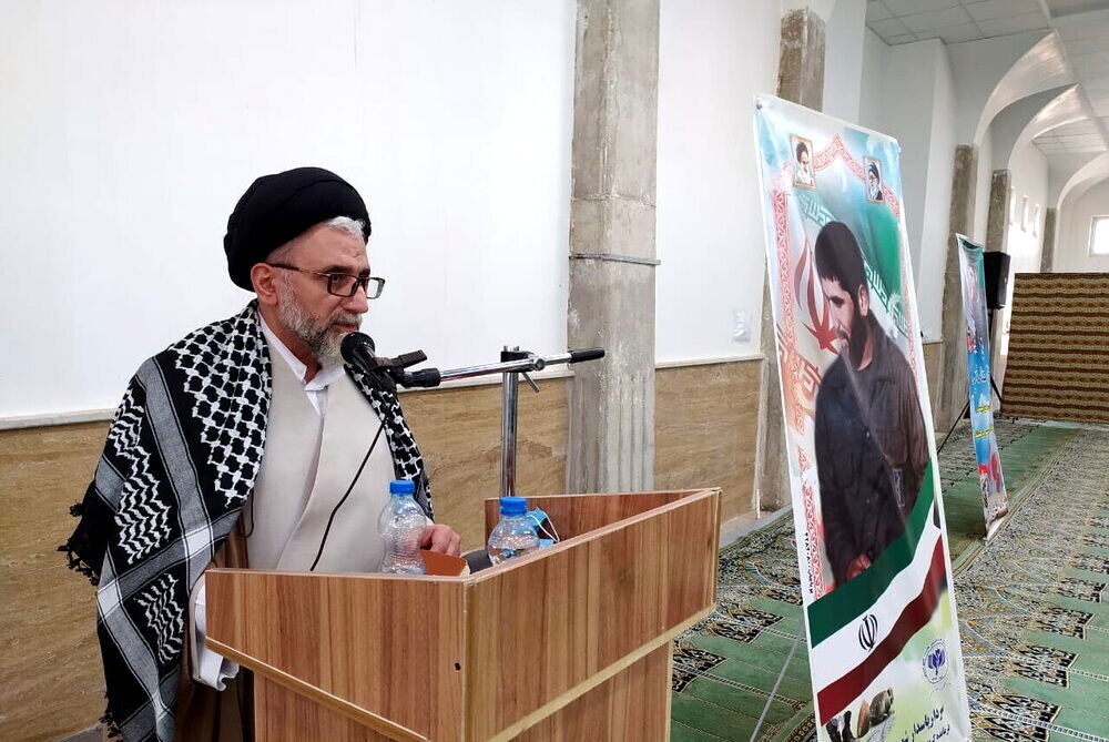 دشمنان درصدد ضربه زدن به نظام اسلامی هستند