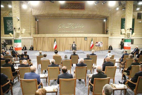 
یکی از خطرهای کشور، این حالت نه جنگ، نه صلح است