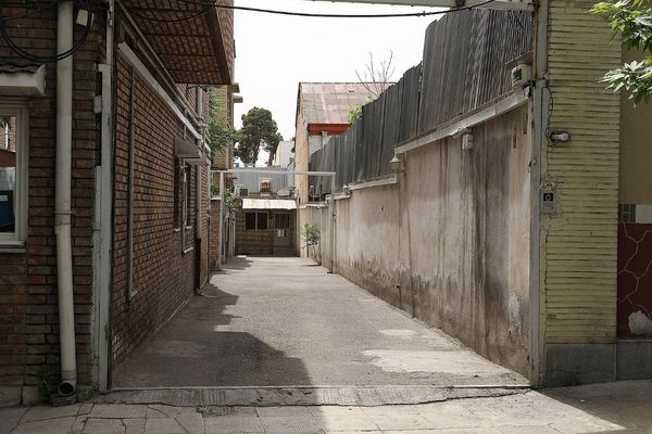 برداشتن «درِ» یک کوچه اتفاق خاصی نیست
