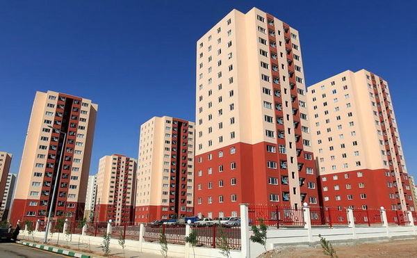 ساخت خانه‌های ارزان برای کارگران و بازنشستگان