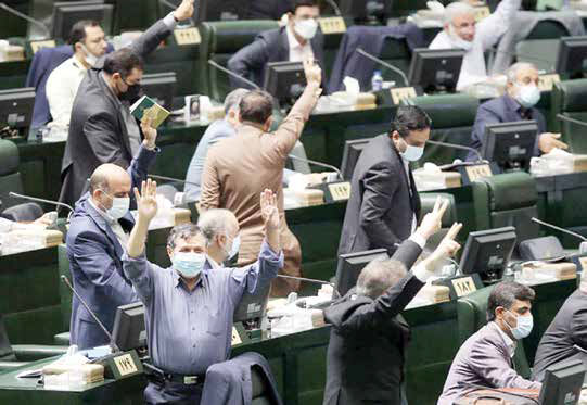
به جای دادزدن پشت بلندگو، پیشنهادهای اصلاحی بدهید