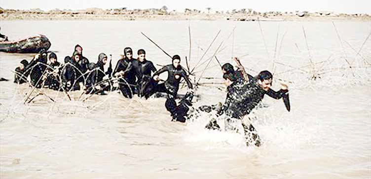 
نمایش چهره تماماً انسانی مردان جنگ