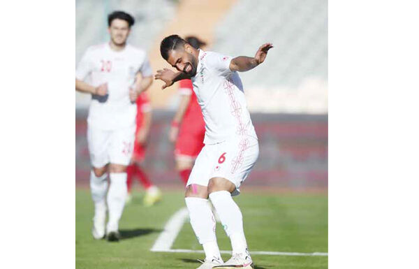 با حضور پسر جنجالی! 
