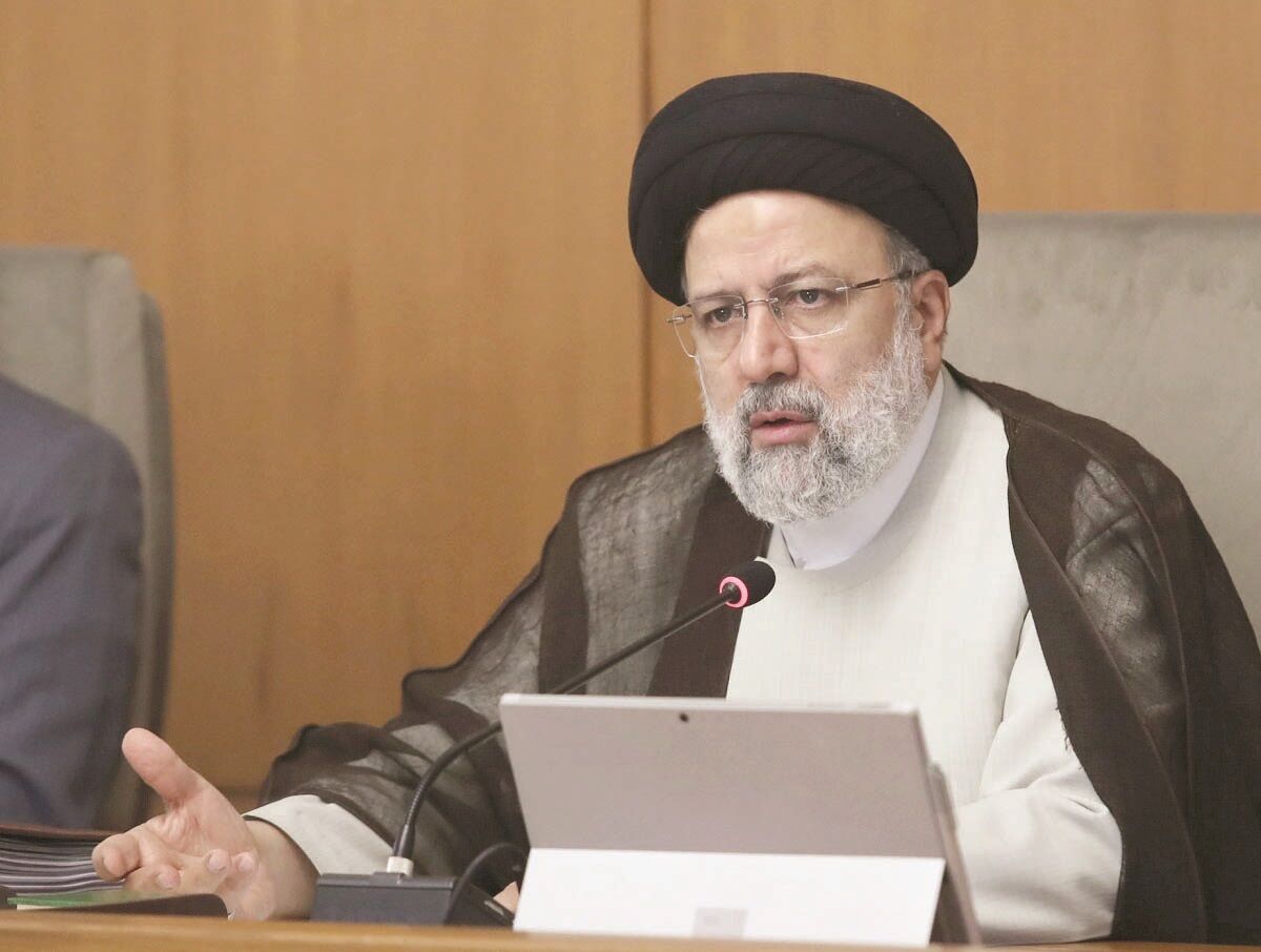 

دولت برای شنیدن حرف معترض و مخالف گوش شنوا دارد