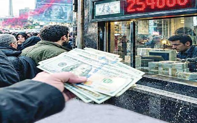 محتمل‌ترین گزینه‌ها برای آینده قیمت دلار چیست؟