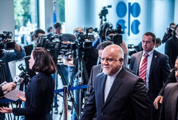 
 زنگنه: مهمترین کار دولت آینده مدیریت بازگشت ایران به بازار جهانی نفت است