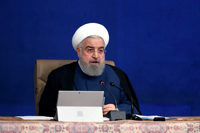 
توهین به پیامبر(ص) اهانت به ارزش‌های انسانی است