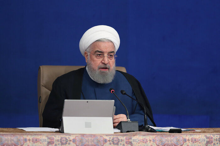 
توهین به پیامبر(ص) اهانت به ارزش‌های انسانی است
