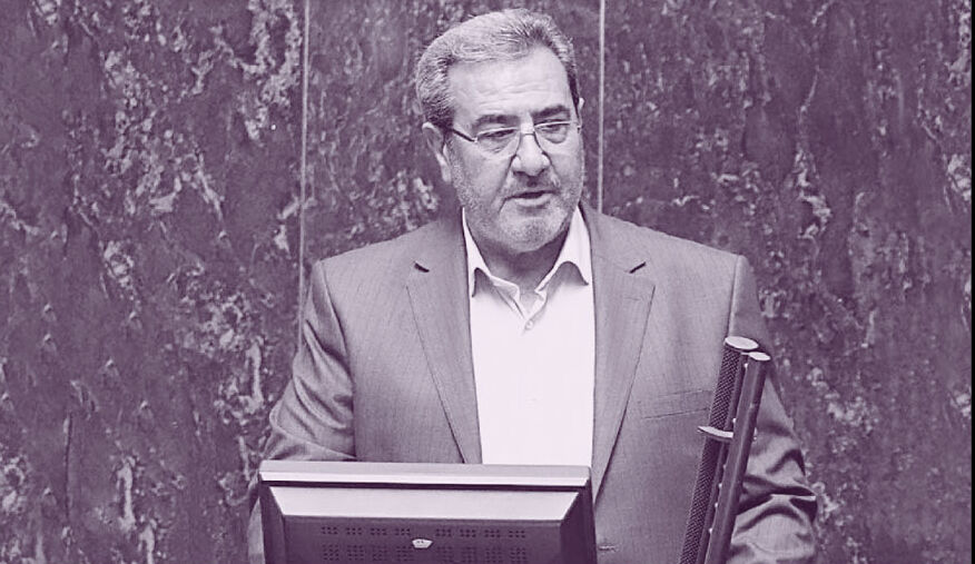 هر وزیری برکنار شود، وزیر ضعیف‌تری می‌آورند