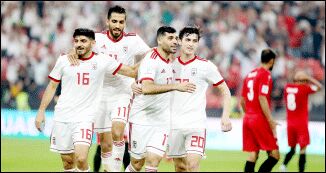 هنوز قهرمان نیستیم!