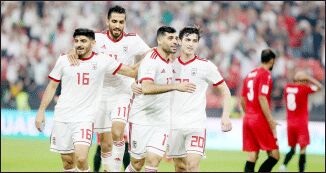 هنوز قهرمان نیستیم!