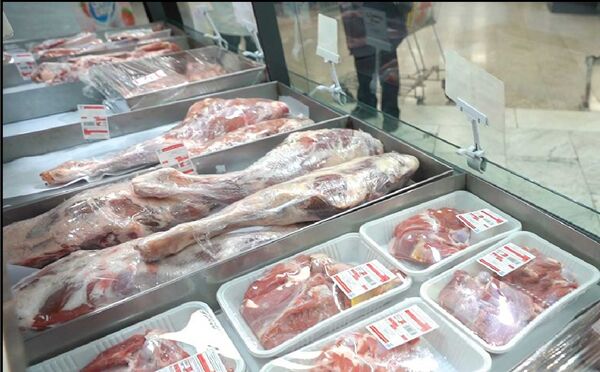 
قیمت گوشت در 8  سال رشد ۱۷۴۸ درصدی داشته است