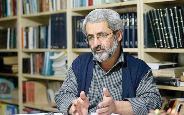 
استفاده از تعبیر «خیانت» برای مذاکره جزو القائات دشمن است