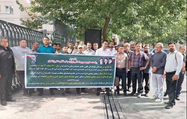 پایان تجمع سه‌روزه رانندگان ایثارگر 

در تهران