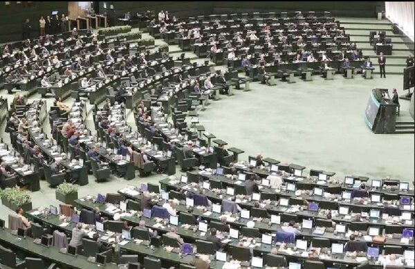 نمایندگان مجلس خواستار شفاف‌سازی جزئیات مذاکرات پاکستان شدند