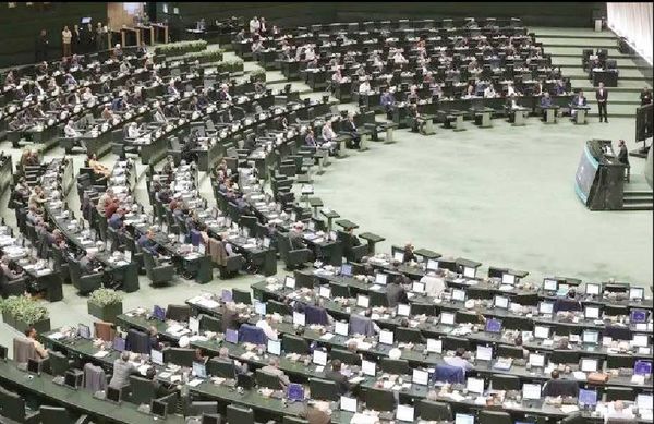 نمایندگان مجلس خواستار شفاف‌سازی جزئیات مذاکرات پاکستان شدند