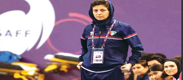 بمب استقلال در فوتسال زنان