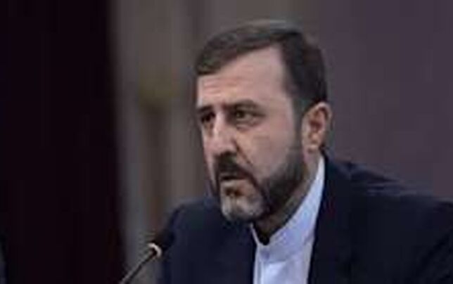
تعهداتمان را در تفاهمنامه اسلام‌آباد  متوقف کرده‌ایم