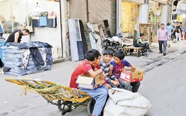 محو کودکان کار از خیابان، نتیجه‌ «برخورد قهری» است، نه ریشه‌کنی فقر