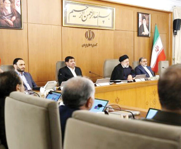 ضرورت تلاش بیشتر دولتمردان برای ارتقای شاخص‌های رشد اقتصادی