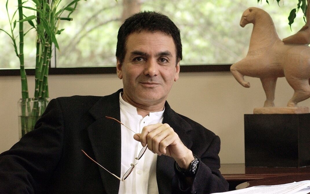 فیروز نادری، دانشمند ایرانی درگذشت