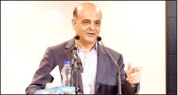 توسعه صادرات را مجددا در دستور کار قرار می‌دهیم