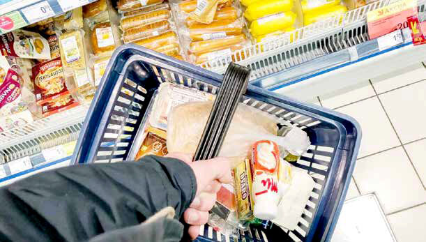 کرونا، فقر غذایی را در ایران تشدید کرده است