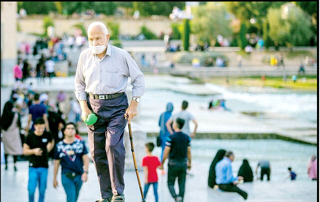 مجلس به افزایش سن بازنشستگی رای داد