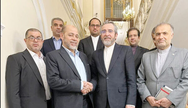 دیدار معاون سیاسی وزیر خارجه ایران با هیأت حماس