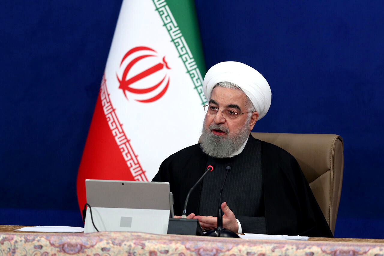 
موج سوم کرونا را سریعتر از آنچه پیش‌بینی می‌شد، مهار کردیم