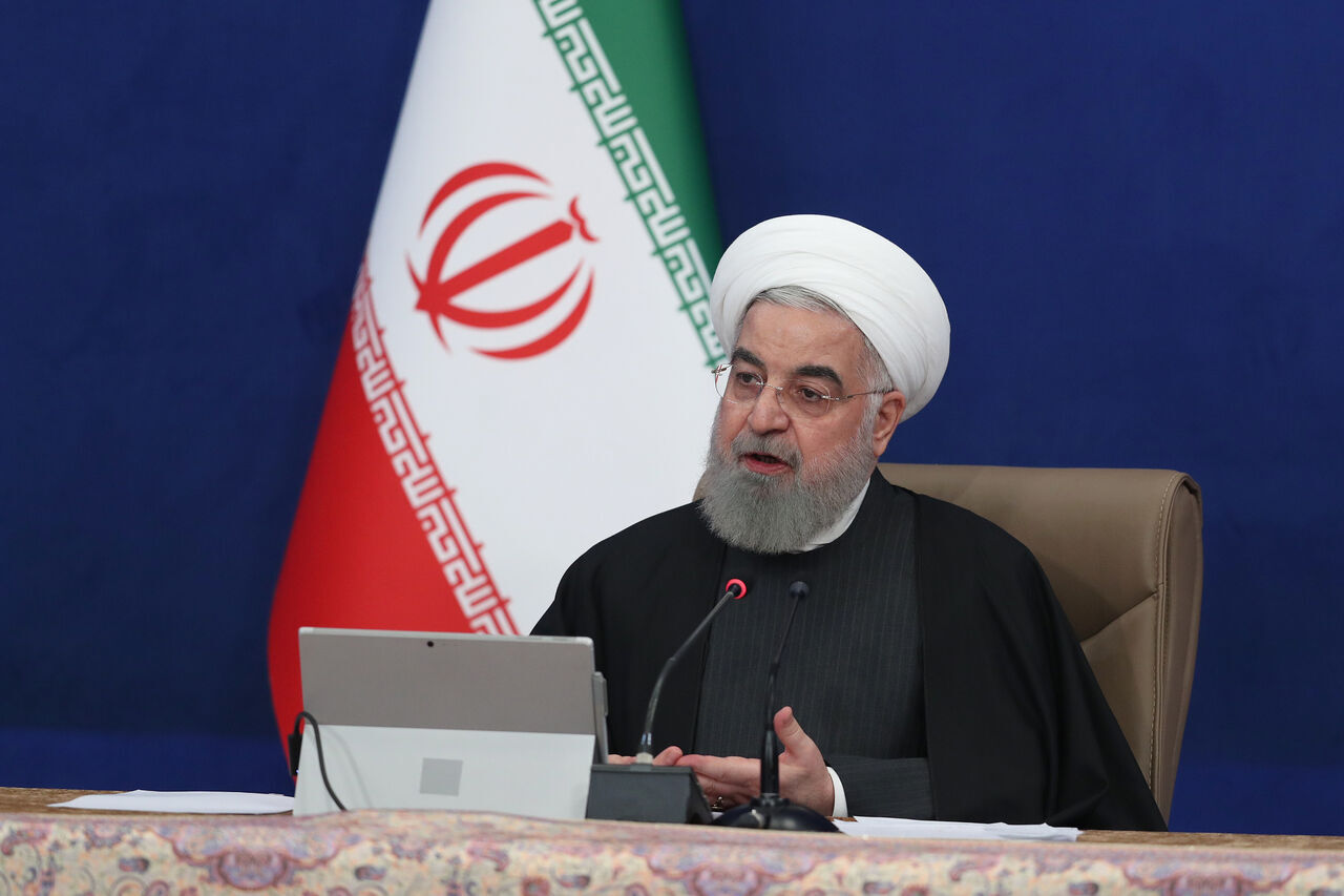 
موج سوم کرونا را سریعتر از آنچه پیش‌بینی می‌شد، مهار کردیم
