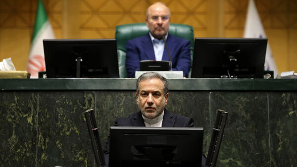 سقوط بشار اسد، عراقچی را به مجلس کشاند