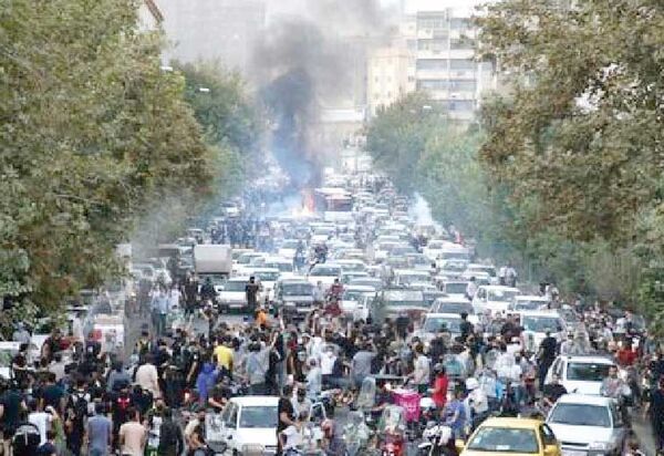 تشکیل پرونده قضایی برای ۲۴۴ نفر از نیروهای مجری قانون درناآرامی‌های 1401
