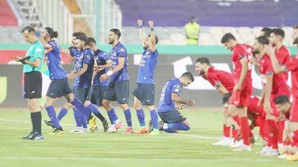 
چشم‌های بازنده ما