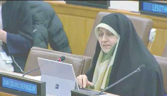 پرت‌بودگی از مسائل زنان و قلب واقعیات