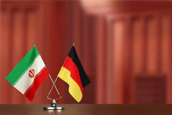 

آلمان از شهروندانش خواست ایران را ترک کنند