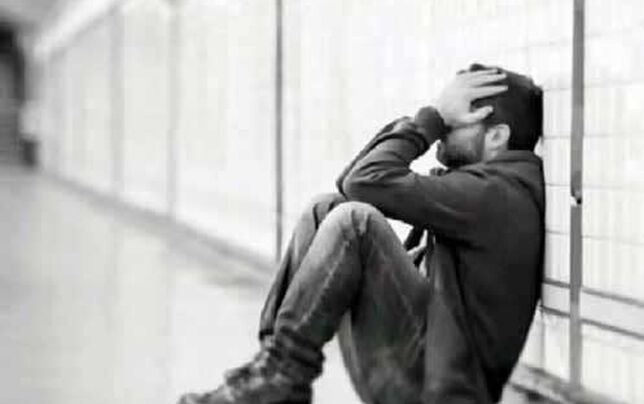 خودکشی در جامعة فاقد حمایت‌های اجتماعی قوی، بیشتر است