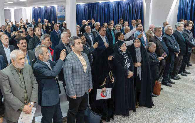 رهبری، دولت و مجلس را به رعایت حقوق جامعه کارگری ملزم کند