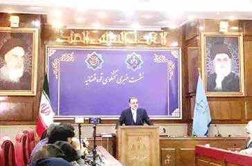 ۱۵ نفر در موضوع واردات کاغذ تحت تعقیب هستند